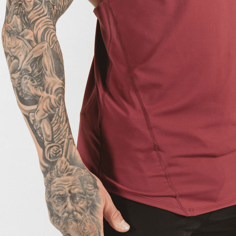 Gym Clothes With Sleeveless Tops And Halters